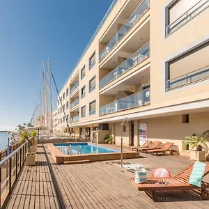https://pierre-vacances-empuriabrava-marina.catalonia-hotels.com