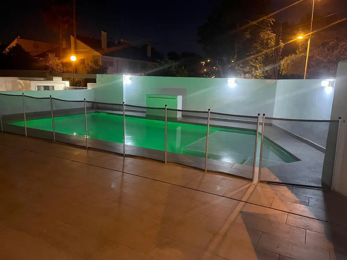 ホームステイ Mediterranean House - Habitaciones Privadas En Casa Compartida マイレナ・デル・アルハラフェ
